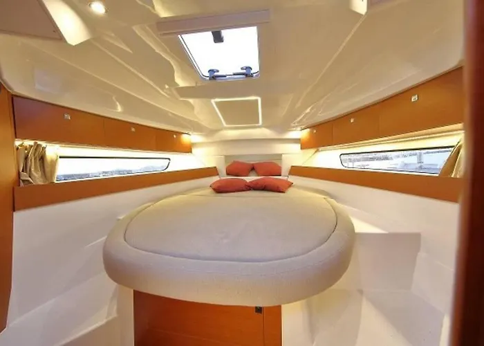 Sejour Sur Bateau De Plaisance *